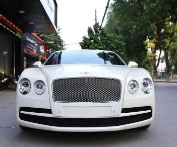 Bentley Continental Flying Spur Mới   V8 4.0 2015 - Xe Mới Bentley Continental Flying Spur V8 4.0 2015