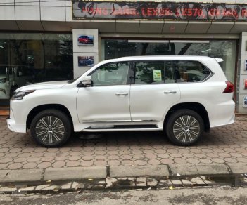 Lexus LX  570S SuperSport 2018 - Bán xe Lexus LX570S Super Sport đời 2018, màu trắng mới 100%. LH: 0905098888 - 0982.842838