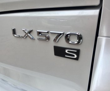 Lexus LX  570S SuperSport 2018 - Bán xe Lexus LX570S Super Sport đời 2018, màu trắng mới 100%. LH: 0905098888 - 0982.842838