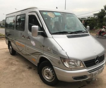 Mercedes-Benz Sprinter 311 2006 - Cần bán gấp Mercedes 311 2006, màu bạc, nhập khẩu, giá chỉ 275 triệu