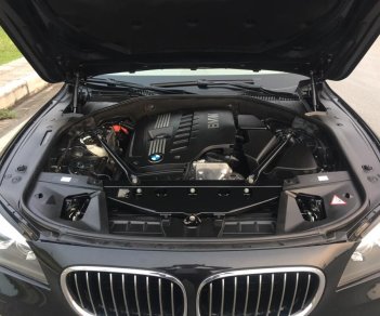 BMW 7 Series 730Li 2014 - Cần bán gấp BMW 730Li đời 2014 màu đen, nhập Đức, xe đẹp xuất sắc