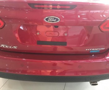 Ford Focus Titanium 2018 - City Ford: Bán Focus Titanium năm SX 2018, màu đỏ, trả trước 150 triệu