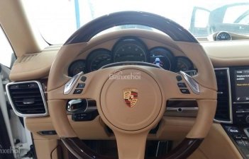 Porsche Panamera 2015 - Cần bán Porsche Panamera đời 2015, màu trắng, nhập khẩu nguyên chiếc