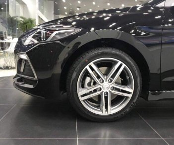 Hyundai Elantra Turbo 2018 - Tuần vàng khuyến mãi sốc Hyundai Elantra Sport 2018 1.6 Turbo, giao xe ngay