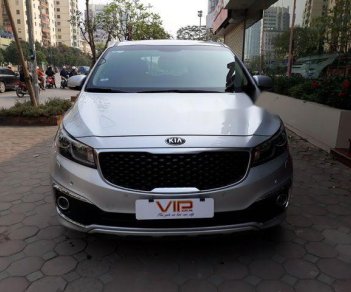 Kia Sedona 2017 - Bán Kia Sedona đời 2017, màu bạc