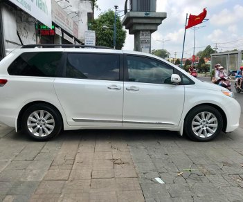 Toyota Sienna 2013 - Bán ô tô Toyota Sienna đời 2013, màu trắng, nhập khẩu nguyên chiếc