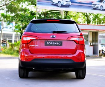 Kia Sorento GAT 2018 - Bán Kia Sorento tự động 2018, vay 90%_ galang mới + Ốp bô đôi + hỗ trợ tốt nhất