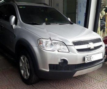 Chevrolet Captiva LT 2007 - Cần bán gấp Chevrolet Captiva LT đời 2007, màu bạc số sàn