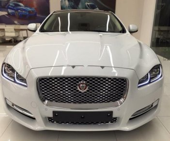 Jaguar XJ Series L 3.0 Portfolio 2017 - Bán Jaguar XJ series L 3.0 Portfolio đời 2017, màu trắng, nhập khẩu