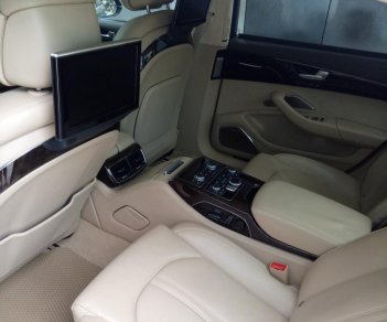 Audi A8 2012 - Bán Audi A8 4.2 full options, nhập khẩu nguyên chiếc