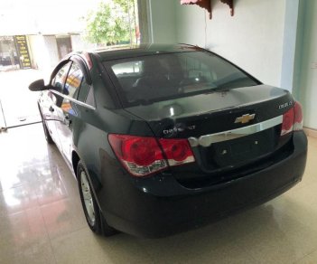 Chevrolet Cruze Ls 2011 - Bán Chevrolet Cruze Ls năm 2011, màu đen, 320tr