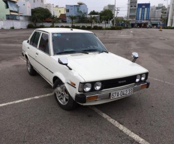 Toyota Corolla 1990 - Cần bán gấp Toyota Corolla đời 1990, màu trắng, xe nhập, giá 115tr