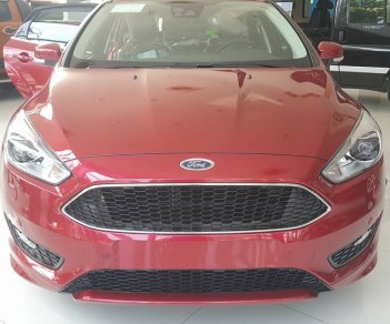 Ford Focus Sport 2018 - Bán xe Focus mới, động cơ Ecoboost, hộp số mới, giá hấp dẫn cùng nhiều khuyến mãi