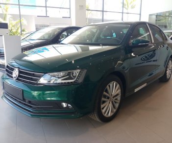 Volkswagen Jetta 2017 - Bán Volkswagen Jetta, màu xanh lục, xe nhập khẩu, khuyến mãi khủng