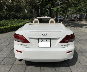 Lexus IS 250C 2009 - Bán ô tô Lexus IS 250c năm sản xuất 2009, màu trắng, nhập khẩu nguyên chiếc