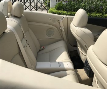 Lexus IS 250C 2009 - Bán ô tô Lexus IS 250c năm sản xuất 2009, màu trắng, nhập khẩu nguyên chiếc