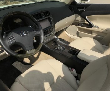 Lexus IS 250C 2009 - Bán ô tô Lexus IS 250c năm sản xuất 2009, màu trắng, nhập khẩu nguyên chiếc