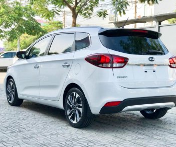 Kia Rondo GMT 2018 - Bán Kia Rondo GMT đời 2018, màu trắng