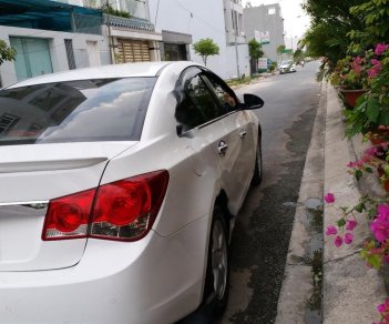 Chevrolet Cruze LS 1.6 MT 2014 - Bán Chevrolet Cruze LS 1.6 MT đời 2014, màu trắng 