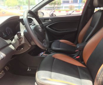 Hyundai i20 Active 1.4AT 2015 - Cần bán Hyundai i20 Active 1.4 2015, màu đỏ, nhập khẩu nguyên chiếc