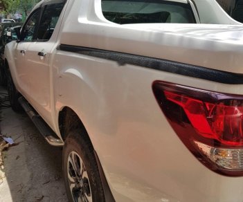 Mazda BT 50 2.2L 4x2 AT 2016 - Cần bán lại xe Mazda BT 50 2.2L 4x2 AT sản xuất năm 2016, màu trắng, xe nhập