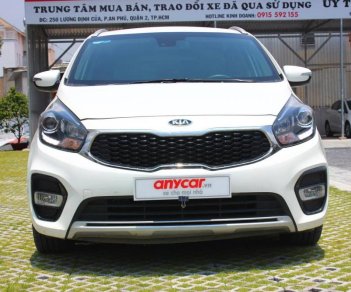 Kia Rondo 2.0 GAT 2017 - Bán xe Kia Rondo 2.0 GAT đời 2017, số tự động màu trắng ngọc trai