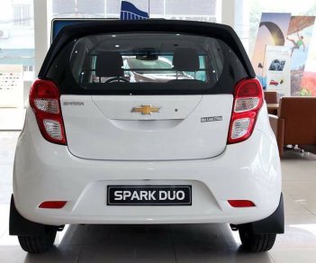 Chevrolet Spark Duo 2018 - Nhận xe chỉ cần trả trước 45 triệu với Spark Duo, KM tháng 5 - 32 triệu Ms. Mai Anh 0966342625