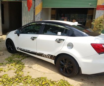 Kia Rio 1.4MT 2015 - Bán Kia Rio 1.4MT đời 2015, màu trắng, nhập khẩu