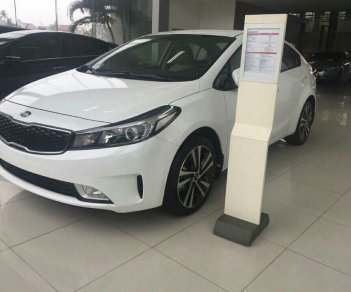 Kia Cerato CD MT 2018 - Bán xe Kia Cerato CD MT 2018 mới tại Thái Bình