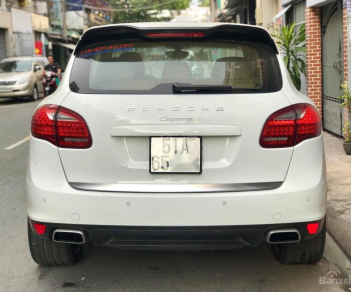 Porsche Cayenne 2013 - Bán Porsche Cayenne năm 2013 màu trắng, 2 tỷ 799 triệu, xe nhập