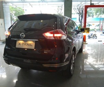 Nissan X trail SL 2.0 G 2018 - Bán Nissan X trail SL 2.0 G đời 2018, màu đen, số tự động, 7 chổ, giá rẻ