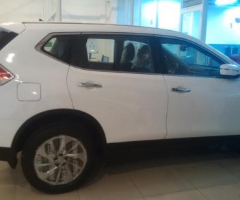 Nissan X trail SL 2.0 2018 - Cần bán Nissan X trail SL 2.0 đời 2018, màu trắng, xe 7 chổ, an toàn hàng đầu, tiết kiệm nhiên liệu, giá phải chăng