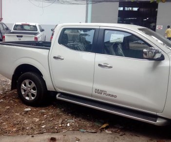 Nissan Navara E 2018 - Bán Nissan Navara E đời 2018, màu trắng, số sàn 6 cấp, nhập Thái, máy lạnh cực lạnh , giảm giá hàng chục triệu đồng