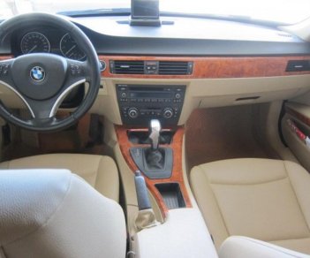 BMW 3 Series 325I 2009 - Bán xe BMW 3 Series 325I sản xuất 2009, màu xám, xe nhập