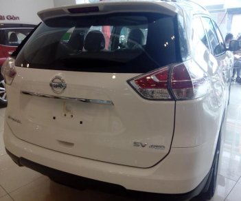 Nissan X trail SV 2.5  2018 - Cần bán xe Nissan X trail SV 2.5 đời 2018, màu trắng, số tự động, full option, trang bị công nghệ xe sang, giá bình dân