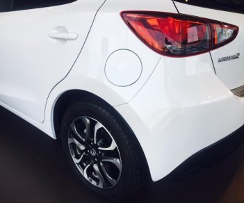 Mazda 2  1.5L 2018 - Bán Mazda 2 1.5L 2018, màu trắng, giá chỉ 529 triệu