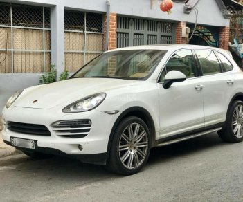 Porsche Cayenne 2013 - Bán Porsche Cayenne năm 2013 màu trắng, 2 tỷ 799 triệu, xe nhập