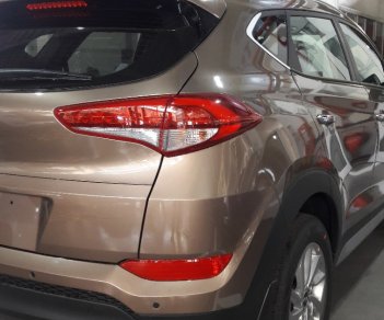 Hyundai Tucson 2018 - Hyundai BRVT bán Hyundai Tucson: Hãy gọi ngay: 0933 740 639 gặp Trọng để có được giá tốt nhất