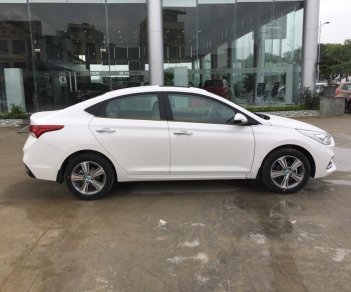 Hyundai Accent 2018 - Bán xe Hyundai Accent 2018 mới 100%, giá chỉ 425tr. LH Mr Vũ 0948243336