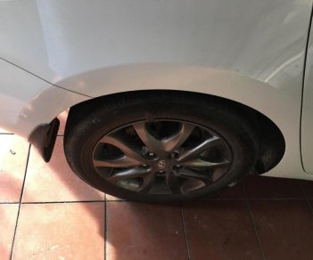 Hyundai i30 1,6l 2010 - Bán ô tô Hyundai i30 1.6l đời 2010, màu trắng, xe nhập số tự động