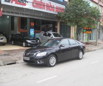 Toyota Camry 2.4 2011 - Bán Toyota Camry 2.4 năm sản xuất 2011, màu đen