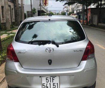 Toyota Yaris 1.5 2011 - Bán ô tô Toyota Yaris 1.5 đời 2011, màu bạc, nhập khẩu nguyên chiếc số tự động, giá chỉ 450 triệu