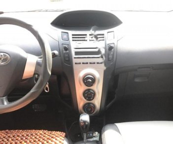 Toyota Yaris 1.5 2011 - Bán ô tô Toyota Yaris 1.5 đời 2011, màu bạc, nhập khẩu nguyên chiếc số tự động, giá chỉ 450 triệu