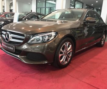 Mercedes-Benz C class C200 2017 - Bán ô tô Mercedes C200 đời 2018, màu nâu chính chủ