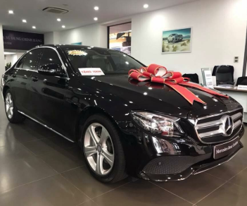 Mercedes-Benz E class E250 2017 - Chính chủ bán Merc E250, chạy lướt 9000km 2017