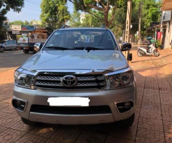 Toyota Fortuner 2.5G 2012 - Salon bán xe Toyota Fortuner 2.5G đời 2012, màu bạc