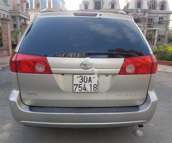 Toyota Sienna LE 3.5 2009 - Bán Toyota Sienna LE 3.5 năm 2009, màu bạc, nhập khẩu 