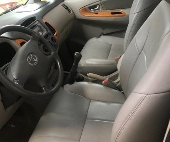 Toyota Innova 2008 - Chính chủ bán Toyota Innova đời 2008, màu bạc