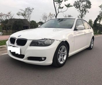 BMW 3 Series 320i 2009 - Chính chủ bán BMW 3 Series 320i đời 2009, màu trắng, xe nhập