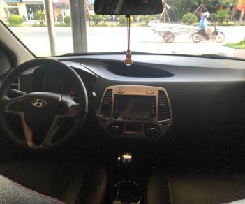 Hyundai i20 1.4 AT 2011 - Bán xe Hyundai i20 1.4 AT đời 2011, màu trắng, xe nhập, giá 375tr